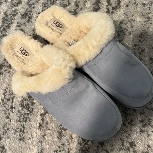 Ugg Clogs